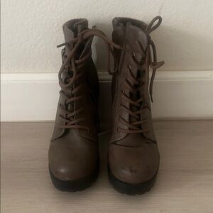 Brown Lace-Up Women's Boots